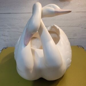 Vintage Fitz and Floyd Elegant White Double Swan Ceramic Vase Planter